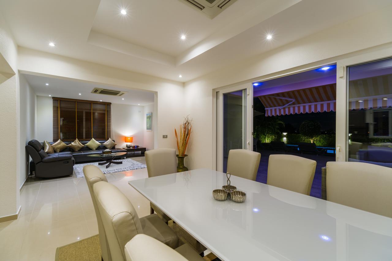 Luxury Pool Villa 604 4Br 8-10 Persons Nong Prue Exterior photo