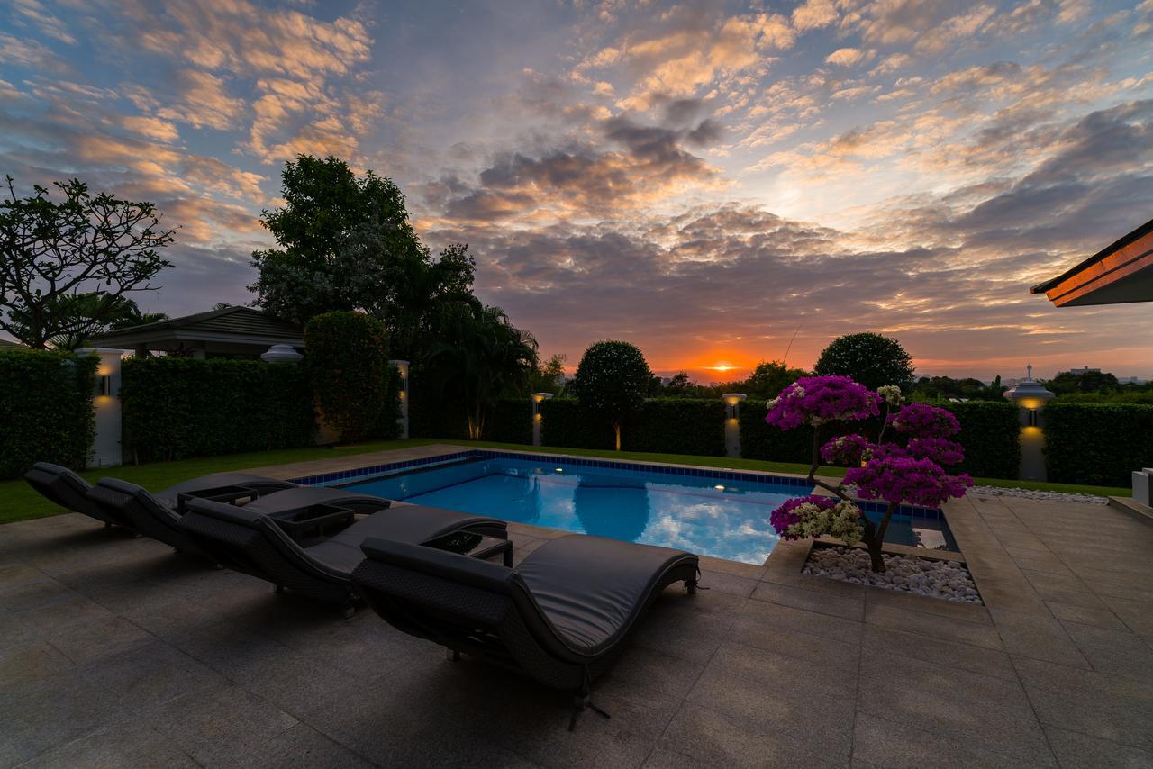 Luxury Pool Villa 604 4Br 8-10 Persons Nong Prue Exterior photo